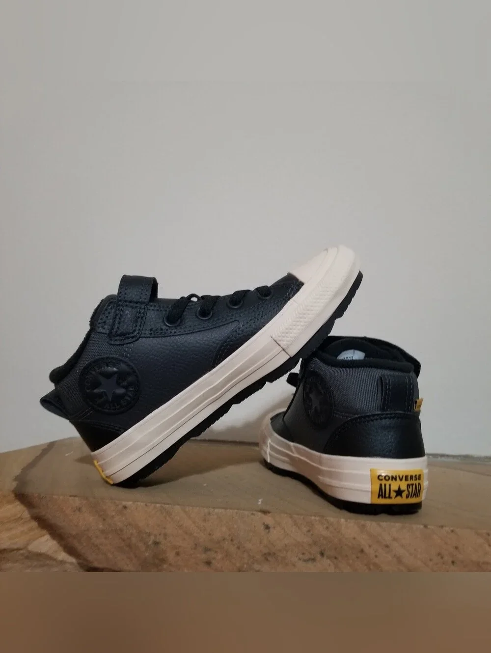 NEW! Converse Kids’ Chuck Taylor All Star Malden Street Boots Sz 2